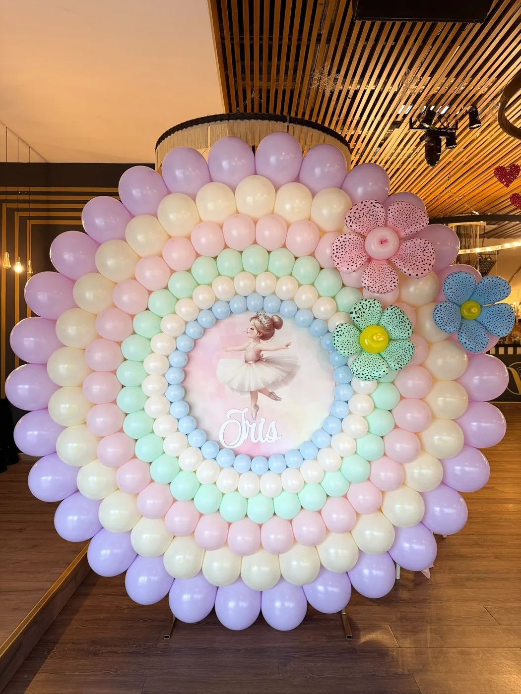 Decor pe cerc cu diametru 3m