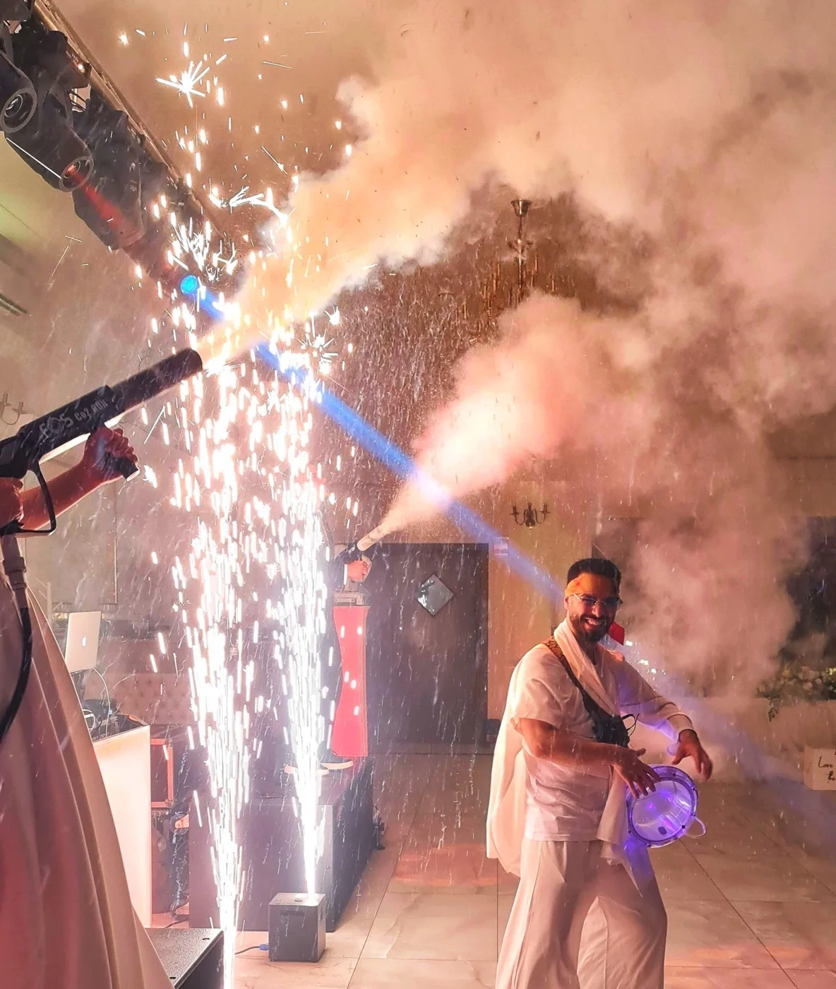 2 buc. Artificii / Flacără Rece